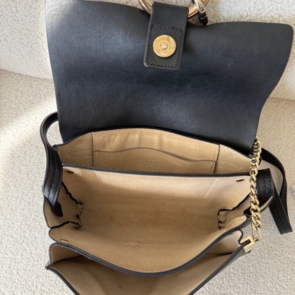 Chloe Faye Cross Bag - Picture 13 of 14